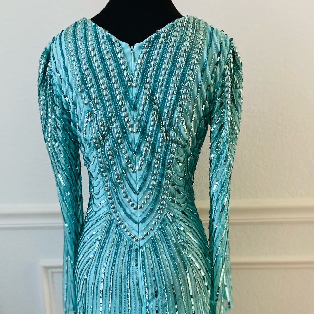 Karishma Creations Zasa Chic beaded sequin short cocktail dress. - Picture 2 of 6